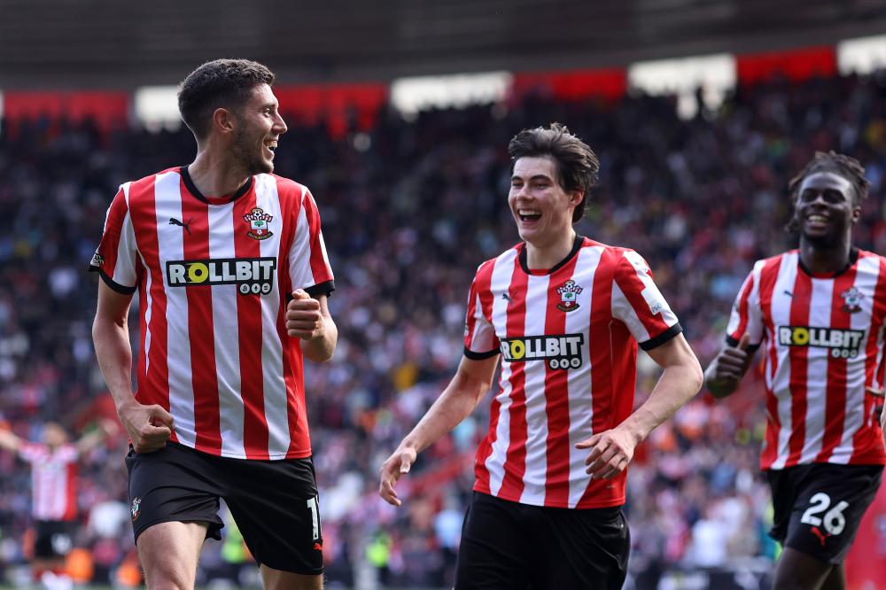 快船年轻球员上场时间增加，经验积累