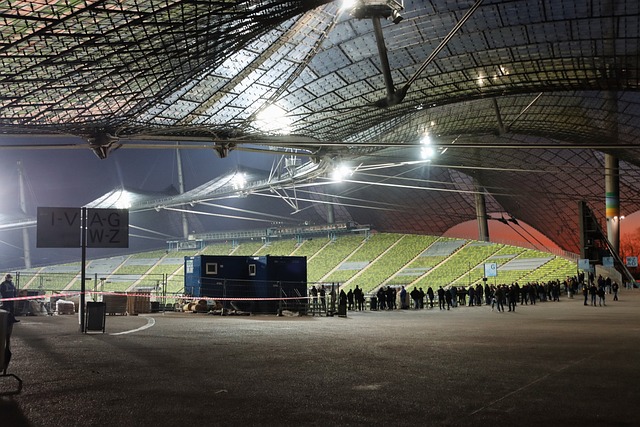 邮报：布拉德利有望出战利兹联，弗林蓬将在本月中旬复出